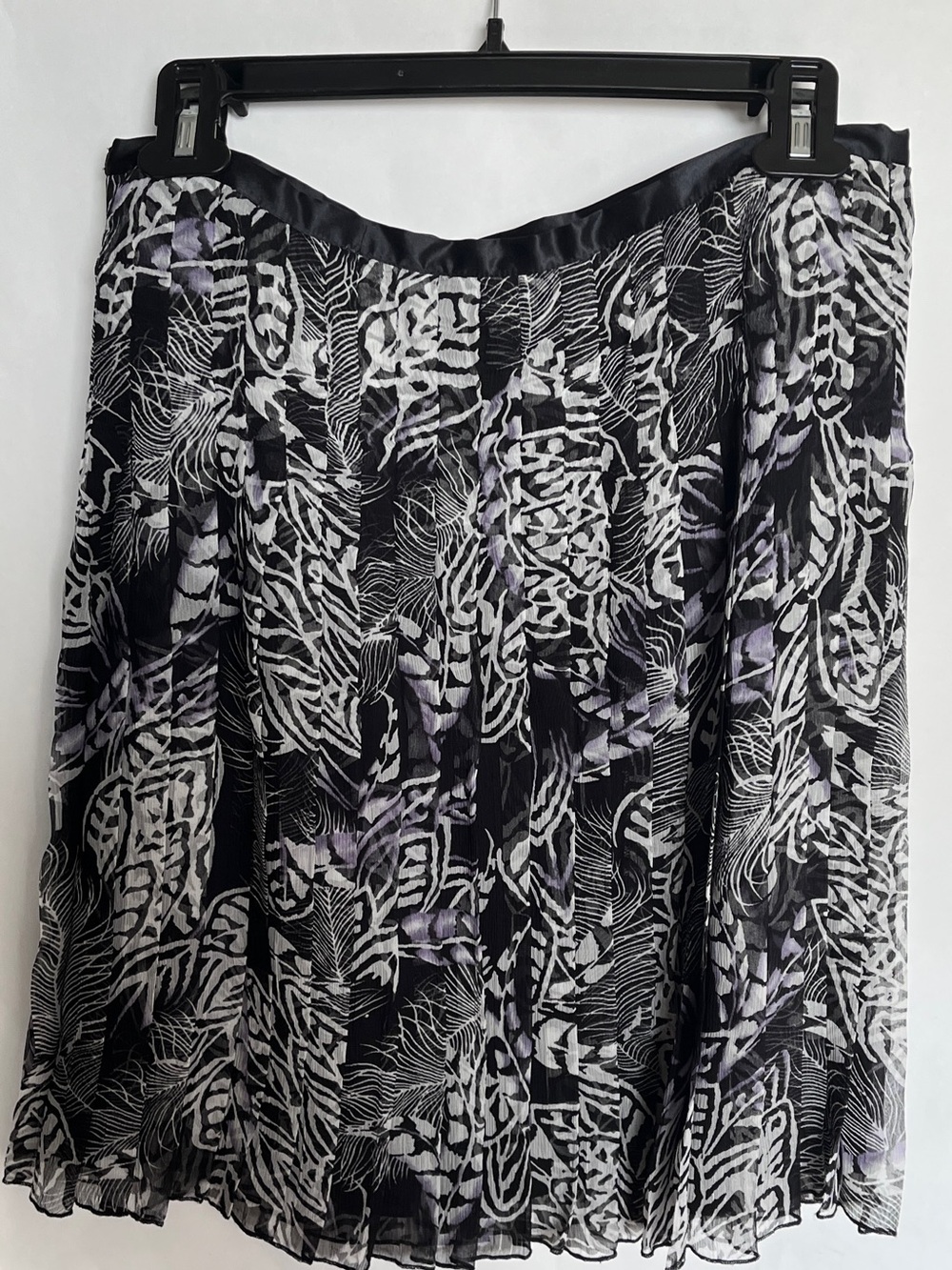 WD·NY Womens Luxurious Silk Skirt Sz 8 Abstract Print Brown White Black Mini